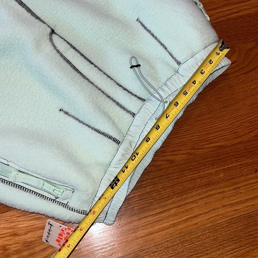 Free People Hit The Slopes Fleece Pants Size Medium NWT - Picture 8 of 16